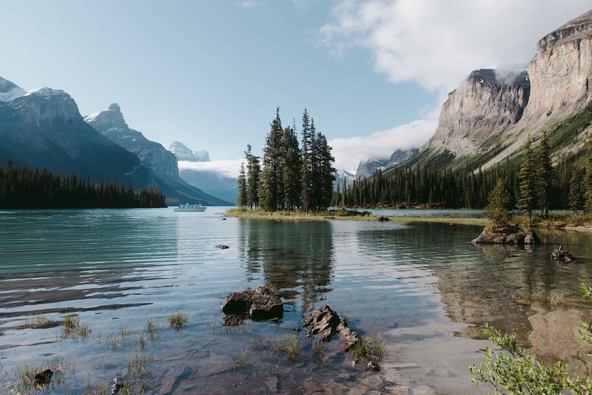 Picture 6 for Activity Jasper National Park: Maligne Lake Cruise With Guide
