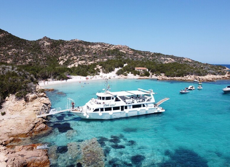 From Palau: La Maddalena Archipelago Full-Day Boat Tour