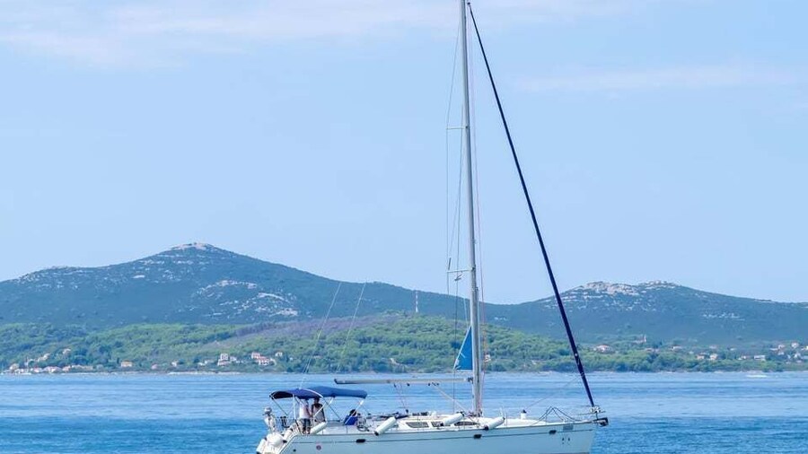 Zadar: Private Full-Day Sailing Tour