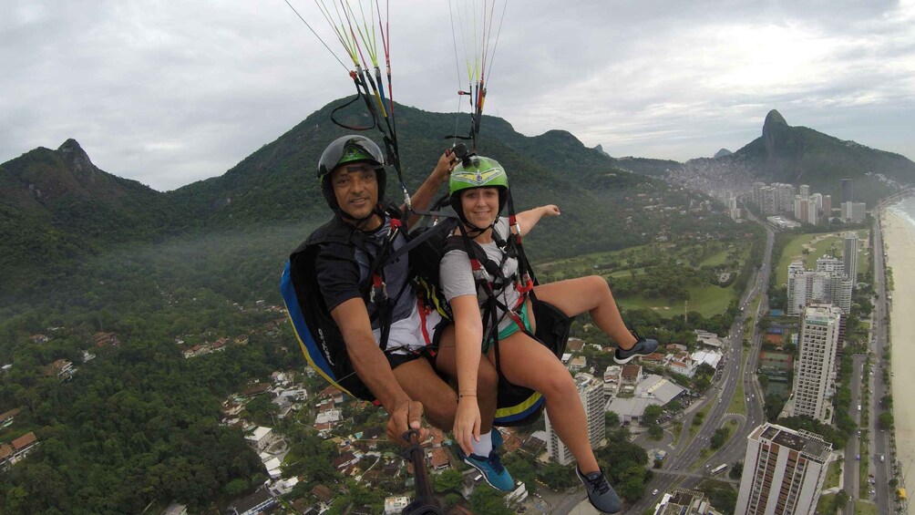 Picture 12 for Activity Rio de Janeiro: Tandem Paragliding Flight