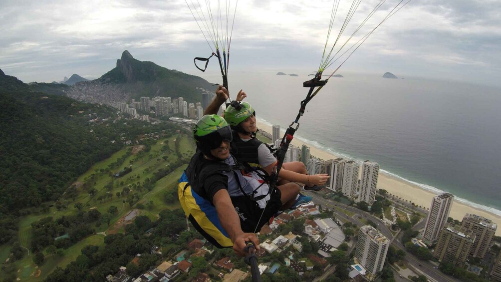 Picture 9 for Activity Rio de Janeiro: Tandem Paragliding Flight