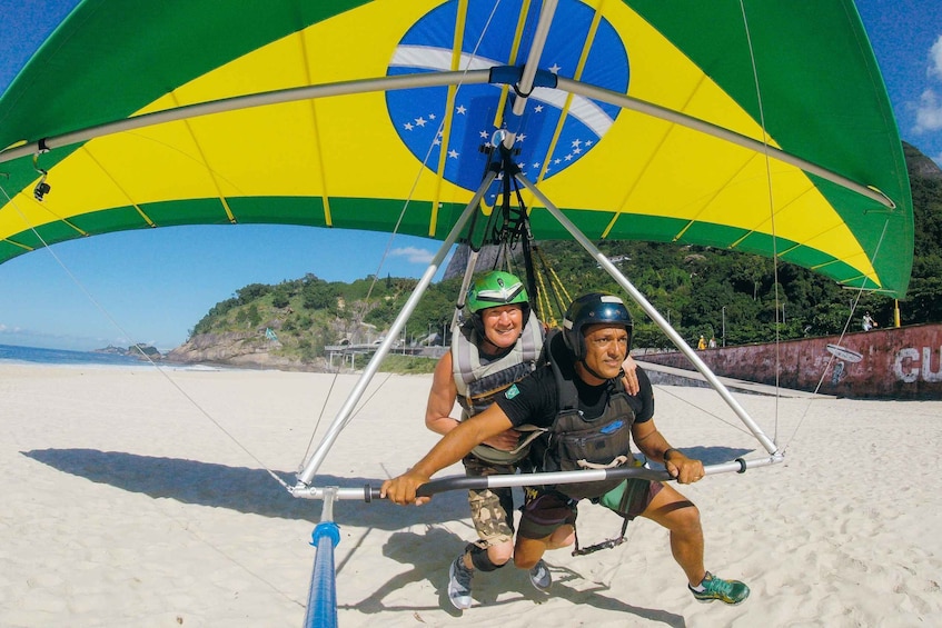 Picture 13 for Activity Rio de Janeiro: Hang Gliding Tandem Flight