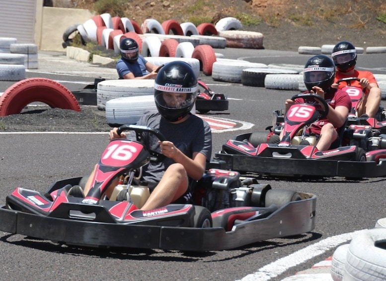 Picture 1 for Activity San Bartolome: Karting Sessions In Biz Karts