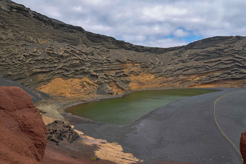 Picture 7 for Activity Lanzarote: Volcanos of Timanfaya and Caves Tour with Lunch