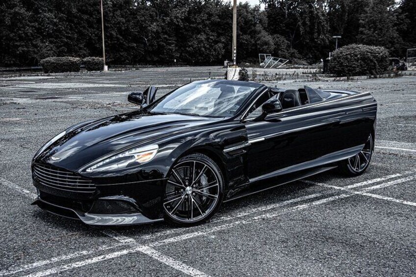 Aston Martin Vanquish carbon Convertible 