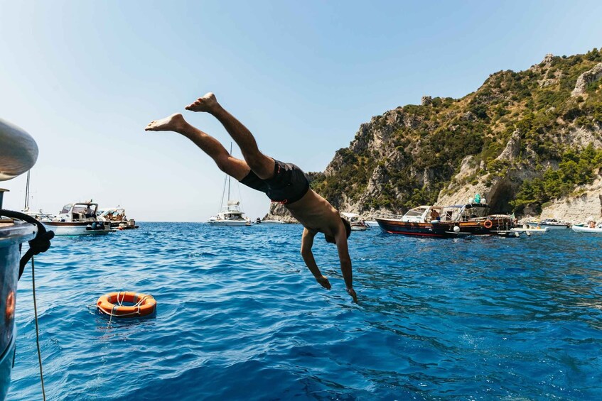 Picture 2 for Activity From Naples: Capri Boat Day Trip with Drinks