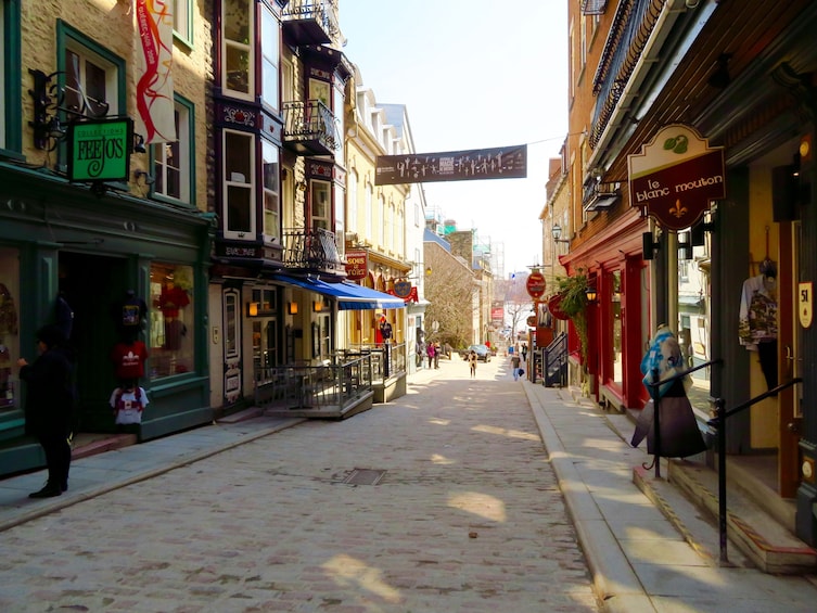 Show item 5 of 6. Quebec City Guided Tour: La Parlure in French!