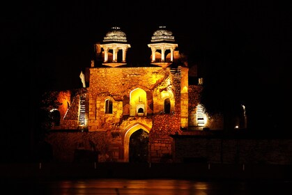 Private tour Sound and light show Delhi Old Fort with dinner