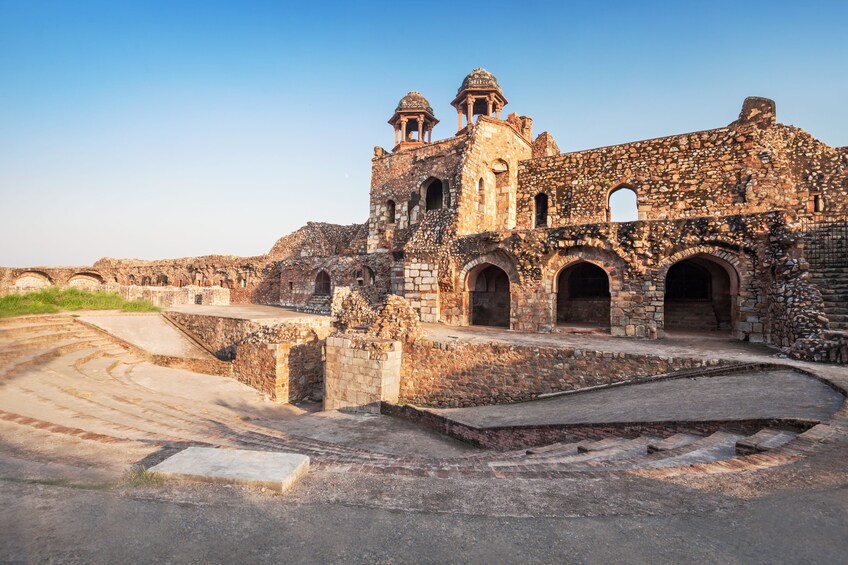 Private tour Sound and light show Delhi Old Fort with dinner