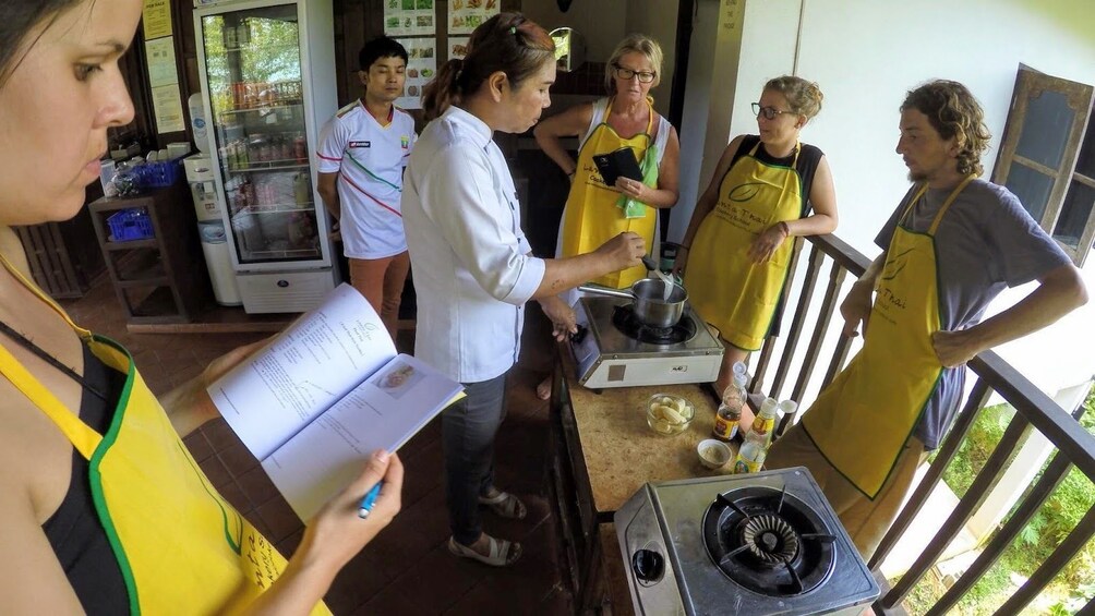 Lanta Thai Cookery School