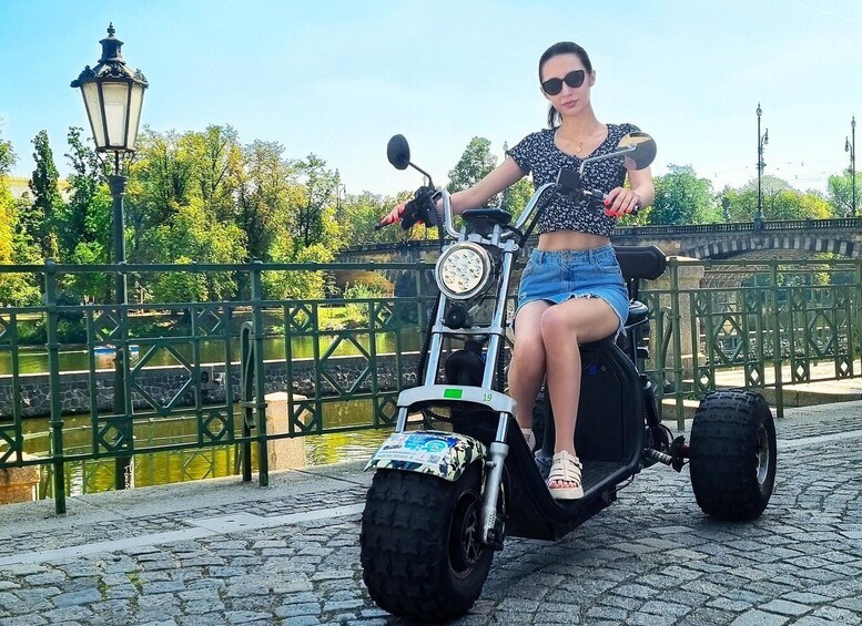 Prague: City Highlights Guided Electric Trike Tour