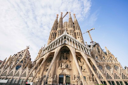 Barcelona: entrada sin colas y recorrido por la Sagrada Familia