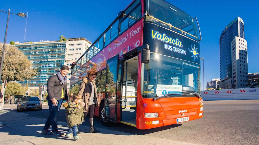 Valencia: 24 or 48-Hour Hop-on Hop-off Bus Ticket