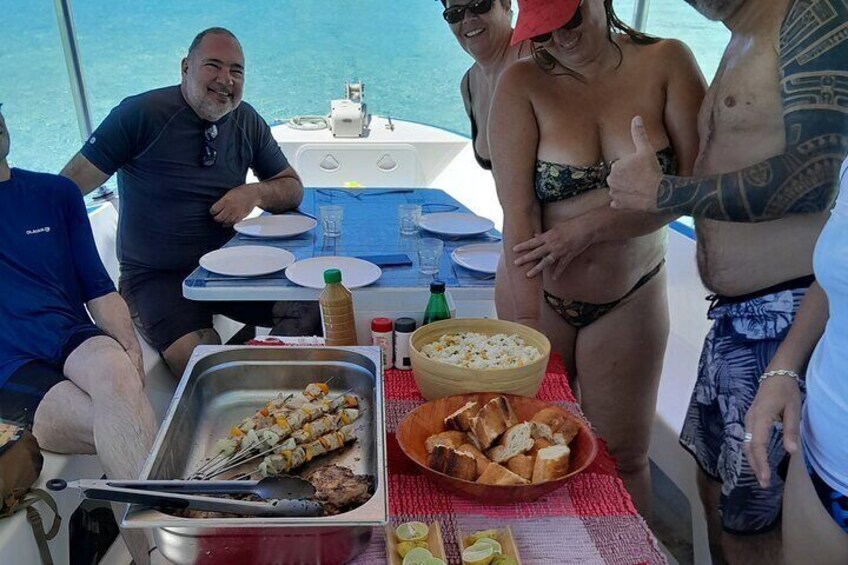 Moorea Lagoon Tour with Lunch