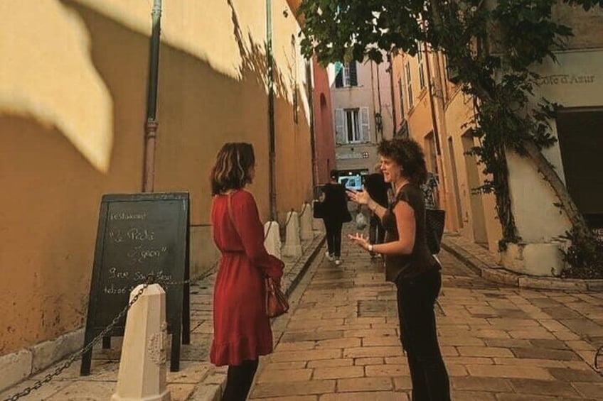 2-Hour Private Guided Walking Tour of Saint Tropez