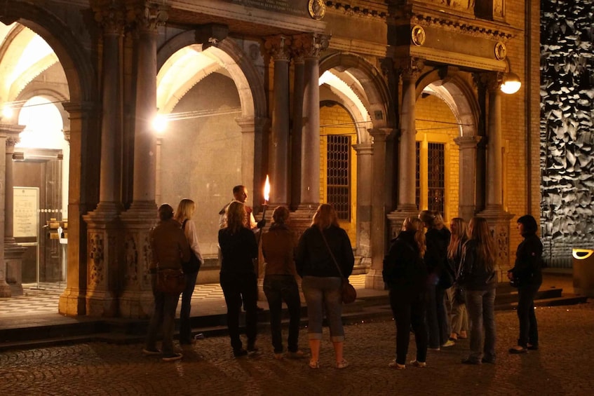 Picture 6 for Activity Cologne: The Night Watchman Old Town Walking Tour