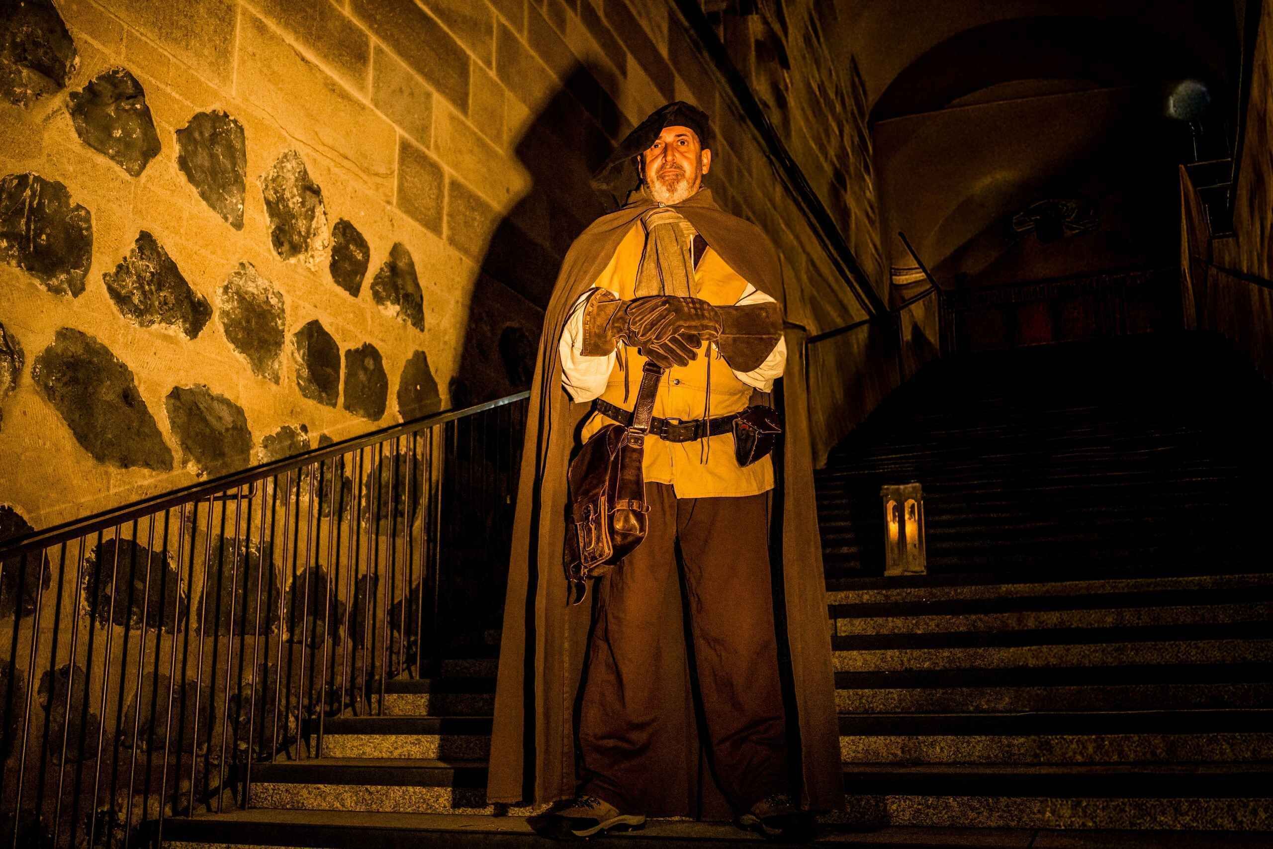 Cologne: Night Watchman Old Town Walking Tour