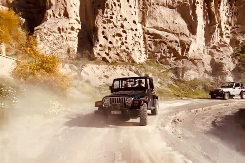 Santorini Wrangler Jeep Afternoon Convoy Tour