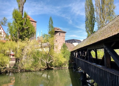 Nuremberg: Old Town Guided Walking Tour