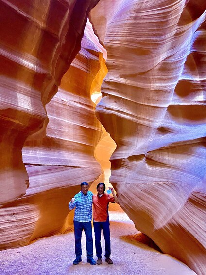 antelope canyon & horseshoe bend tour from vegas with lunch