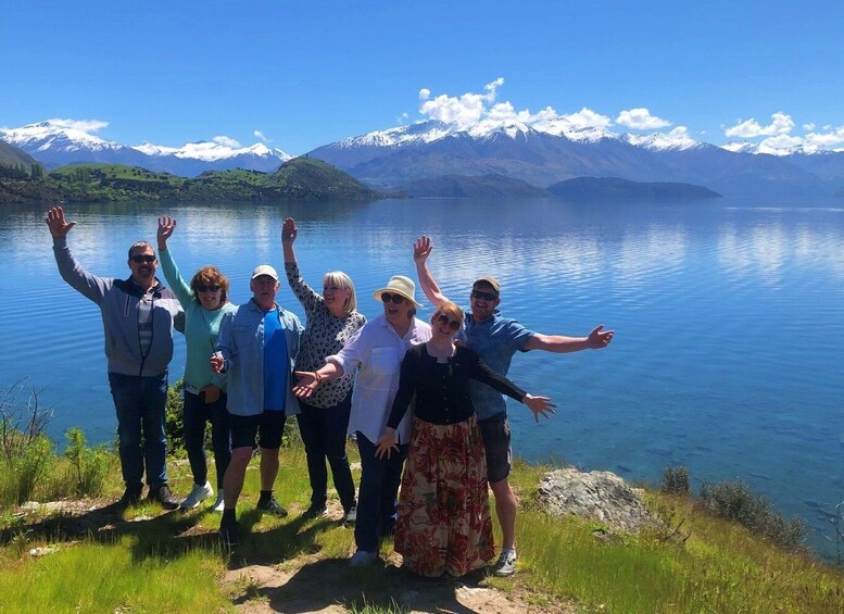 From Wanaka: Ruby Island 1-Hour Cruise and Photo Walk