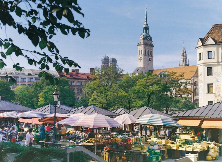 Picture 6 for Activity Munich: Guided Food Walking Tour with Beer Tasting