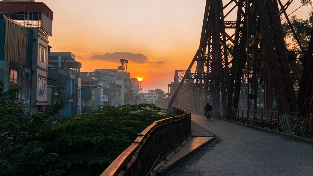 Full day Hanoi Street Food Tasting Tour