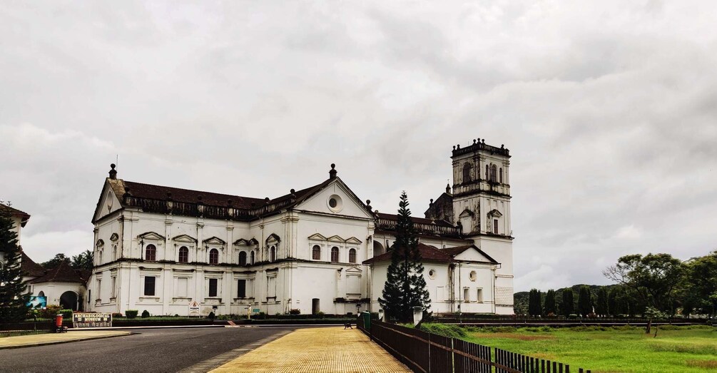 Picture 3 for Activity Old Goa: Walking Tour of Heritage Churches