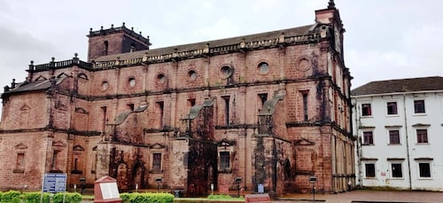 Old Goa: Walking Tour of Heritage Churches