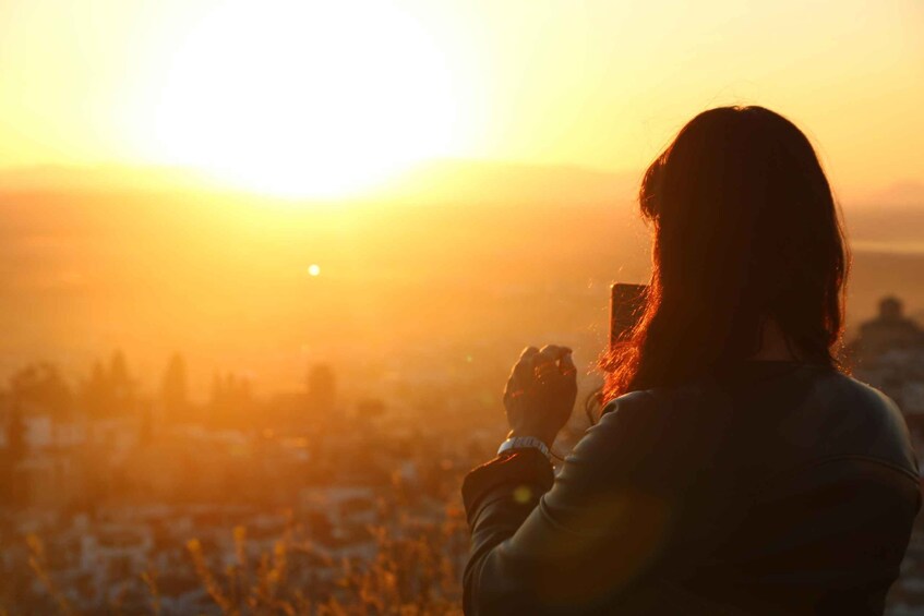 Picture 4 for Activity Granada: Albaicín and Sacromonte Guided Sunset Walking Tour