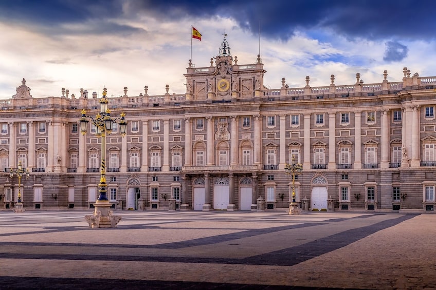 Skip-the-Line with Madrid’s Royal Palace Expert Guided Tour