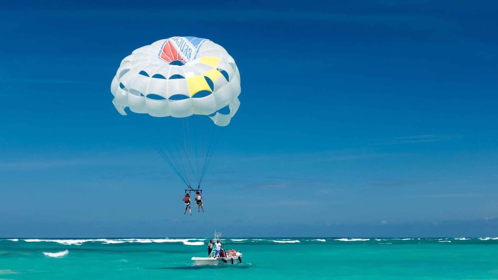 Picture 4 for Activity Boracay: Solo or Tandem Parasailing Experience