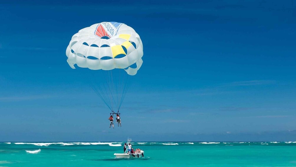 Picture 2 for Activity Boracay: Solo or Tandem Parasailing Experience