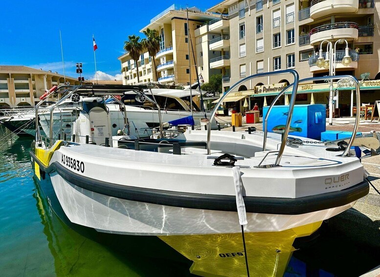 Picture 11 for Activity Fréjus: Sea and Creeks Boat Tour with Snorkeling and Drinks