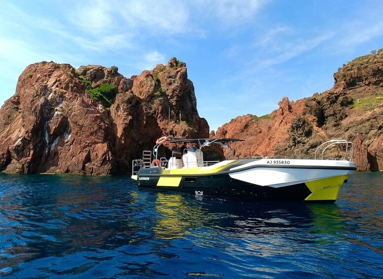 Picture 4 for Activity Fréjus: Sea and Creeks Boat Tour with Snorkeling and Drinks