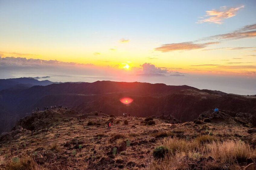 Sunrise in Areeiro Peak Private Tour