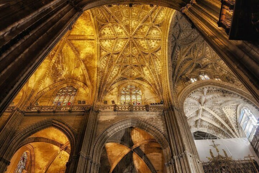Small-Group tour of Seville Cathedral & Giralda Tower