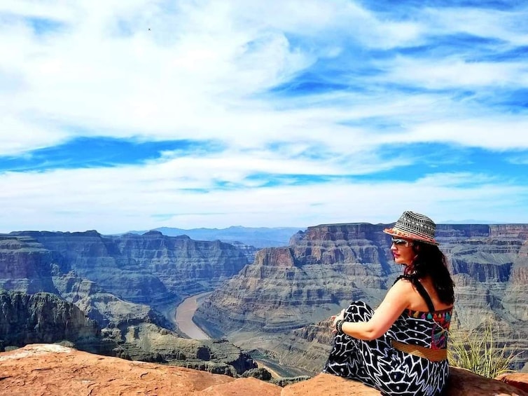 Grand Canyon West, Hoover Dam View Stop, Lunch & Skywalk Options, Free WiFi