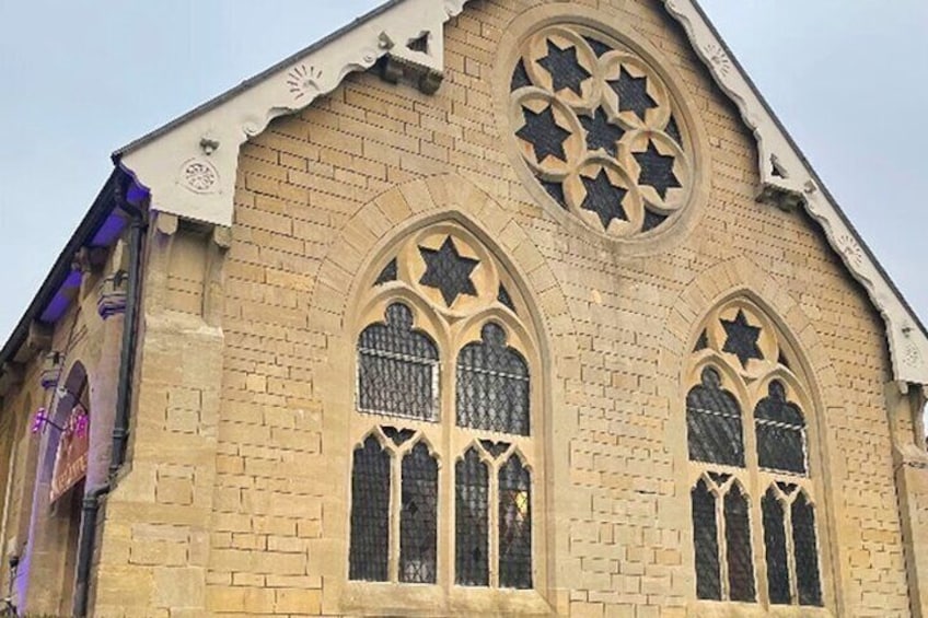 Discover details on buildings you might never have seen