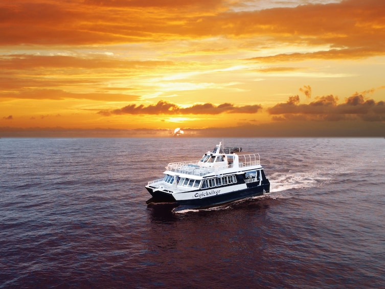 Lahaina Sunset Dinner Cruise