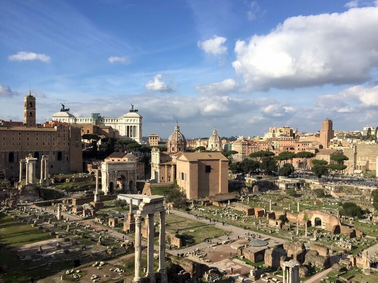 Ancient Rome Tour: Colosseum Arena & Forum