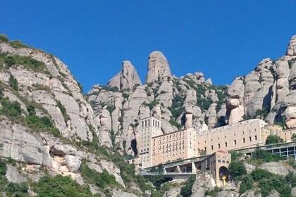 Full-day Montserrat Private Tour by Train + Cable car and/or Rack Railway