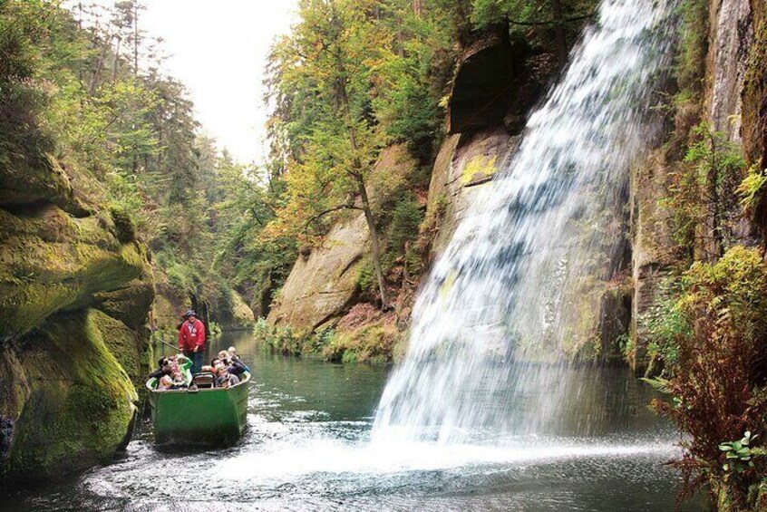 Full-Day Private Hike in Czechia and Saxon Switzerland