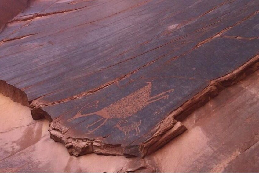 Petroglyphs in Monument Valley 