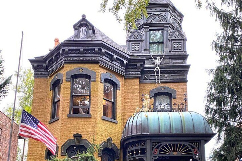 Walking Tour of Historic Cottages and Buildings of Wicker Park