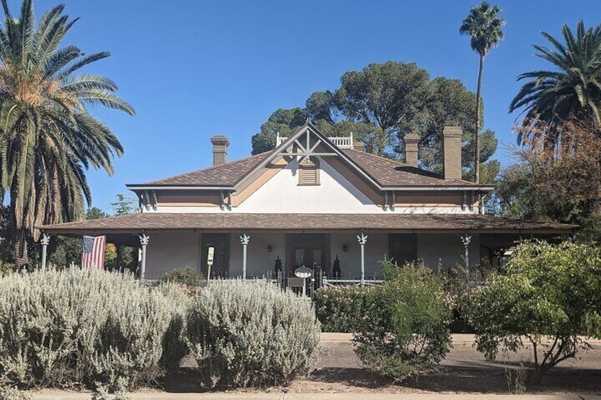 300 Years of Spanish History in Downtown Tucson: A Self-Guided Audio Tour