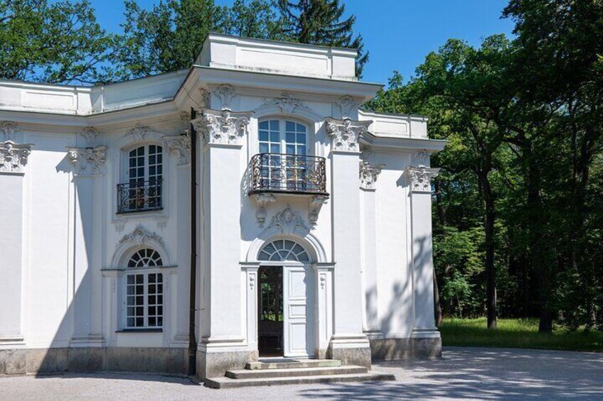 Skip-the-line Nymphenburg Palace Guided Tour with Transfers