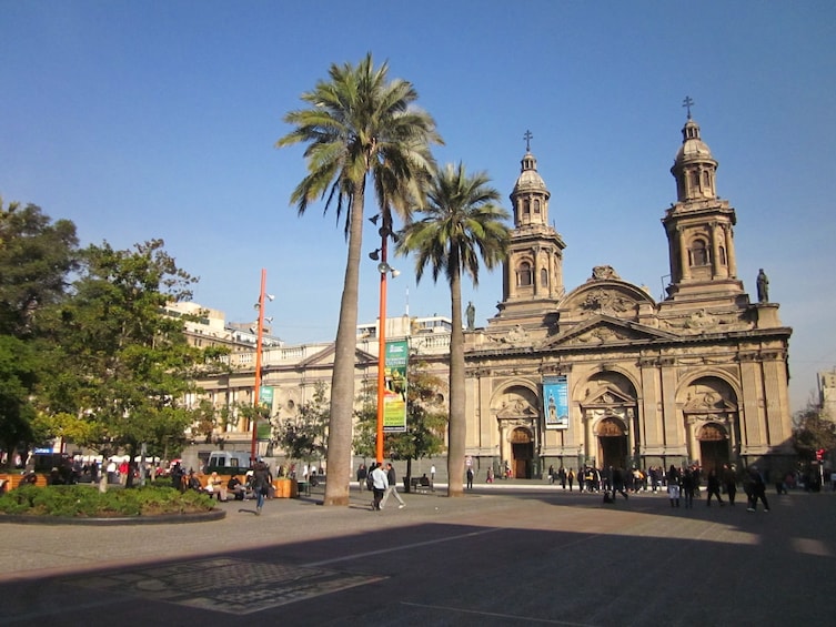 Private Full-Day City Tour of Santiago & Wine Experience