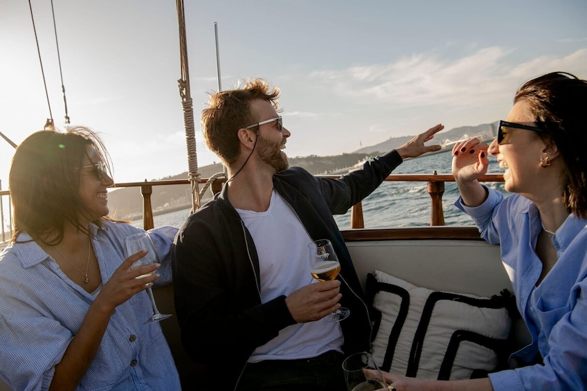 Barcelona Sunset Sail: Live Music by Aperol