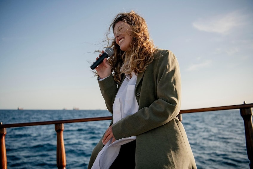 Barcelona Sunset Sail: Live Music by Aperol